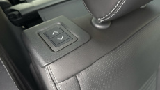 Land Rover Discovery 3.0 D300 Metropolitan Edition 5dr Auto Diesel Station Wagon